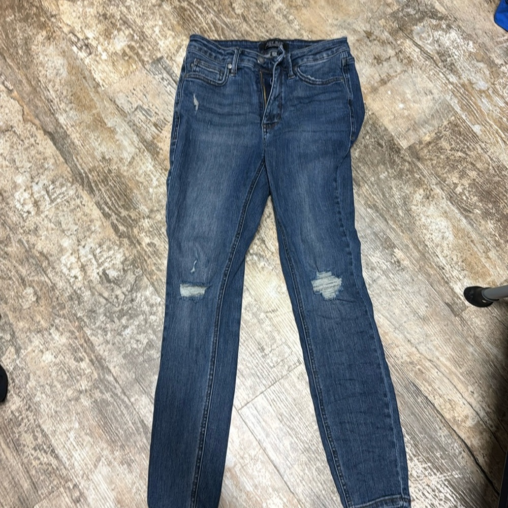 Just blue skinny jeans size 7/28